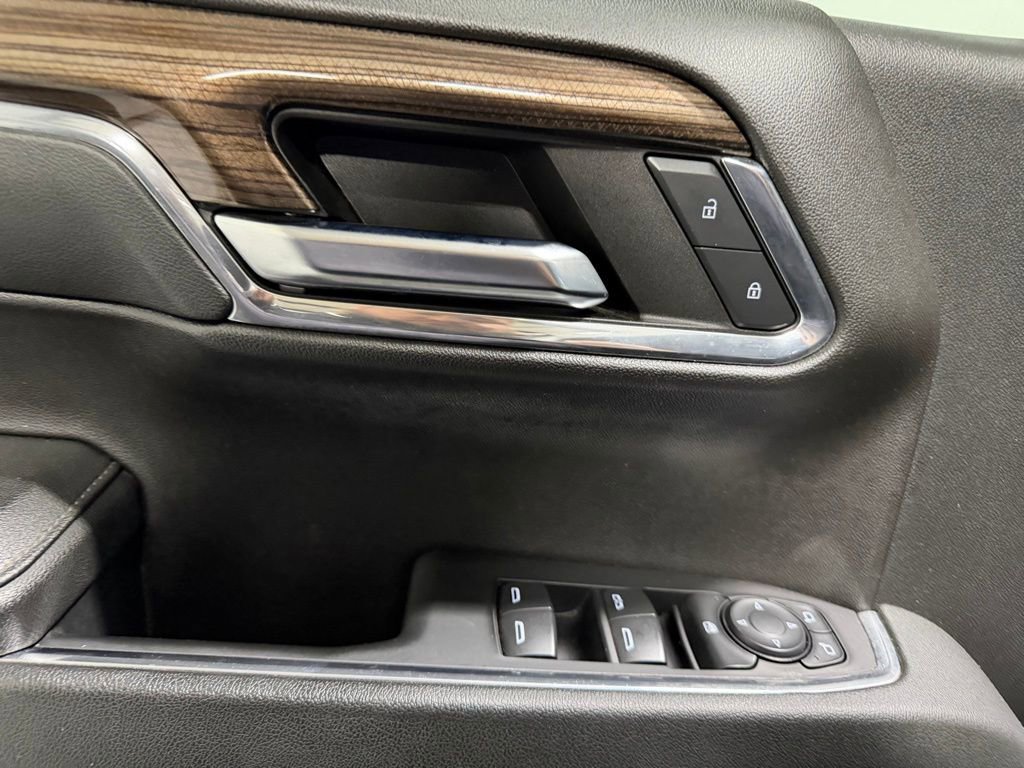Used 2024 Chevrolet Silverado 1500 LT image 9