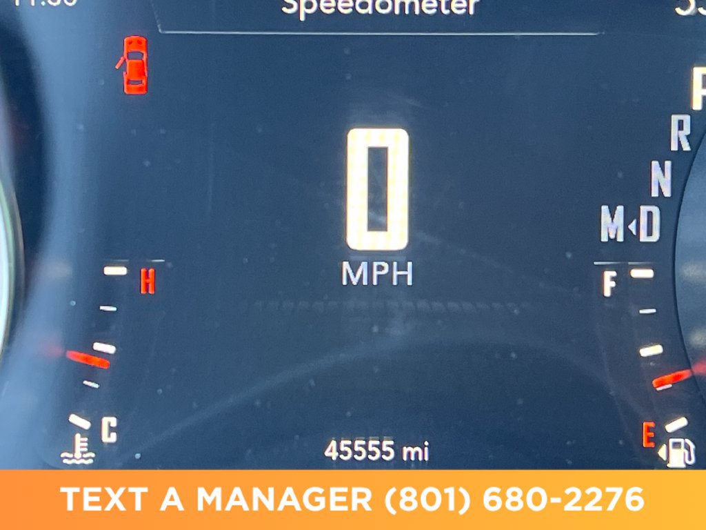 Used 2019 Dodge Challenger SXT w/ Plus Package RWD image 18