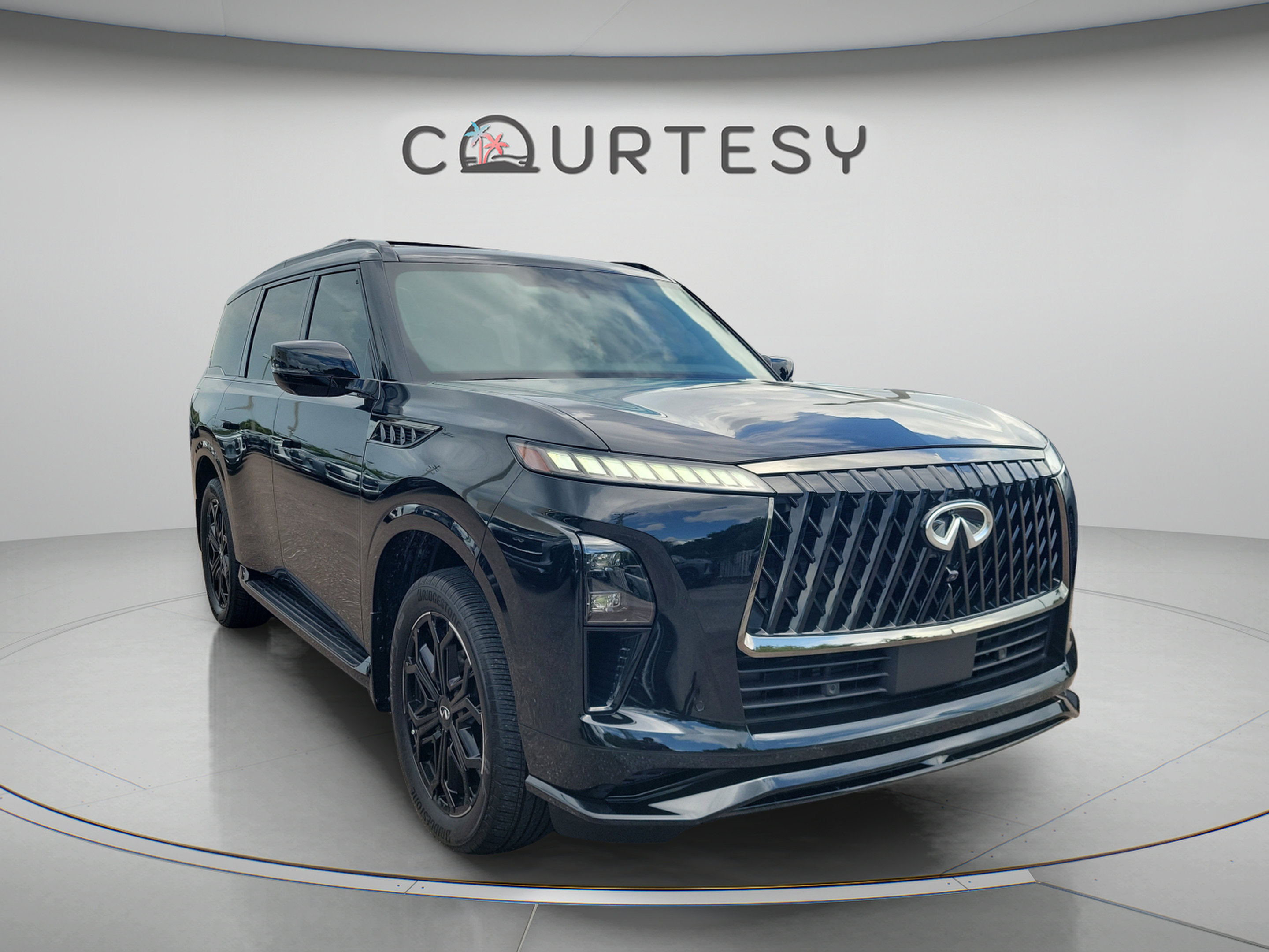 Certified 2026 INFINITI QX80 4WD w/ Sport Exterior Package image 6