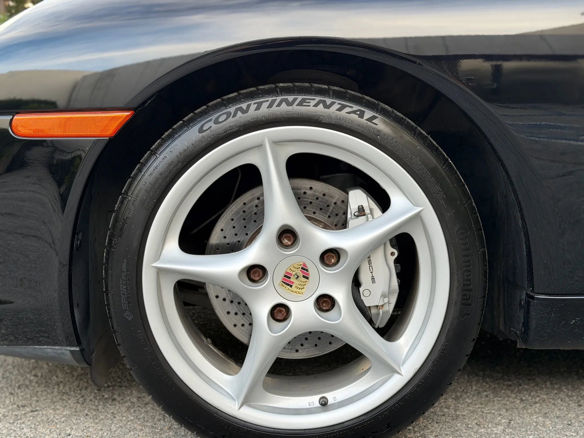 Used 2003 Porsche 911 Carrera 4 image 16