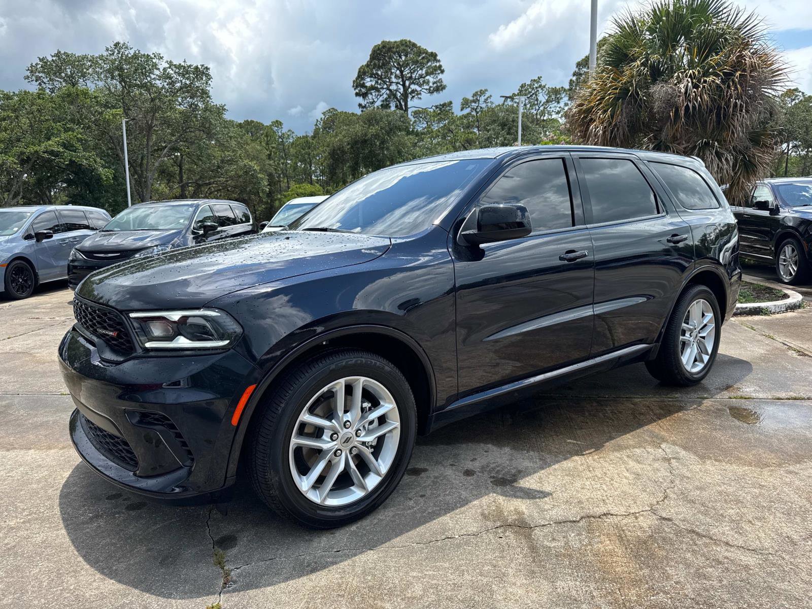 Certified 2024 Dodge Durango GT w/ Trailer Tow Group IV image 7