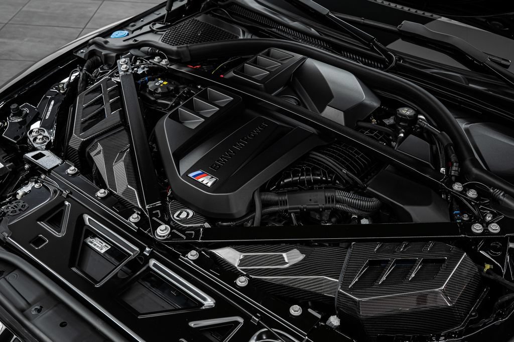 Used 2026 BMW M3 Competition w/ M Carbon Exterior Package AWD/4WD image 10