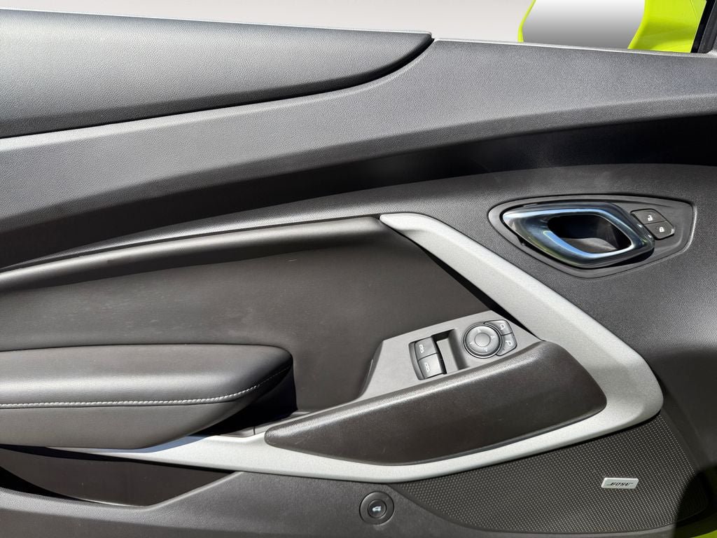 Used 2020 Chevrolet Camaro LT w/ Technology Package RWD image 21