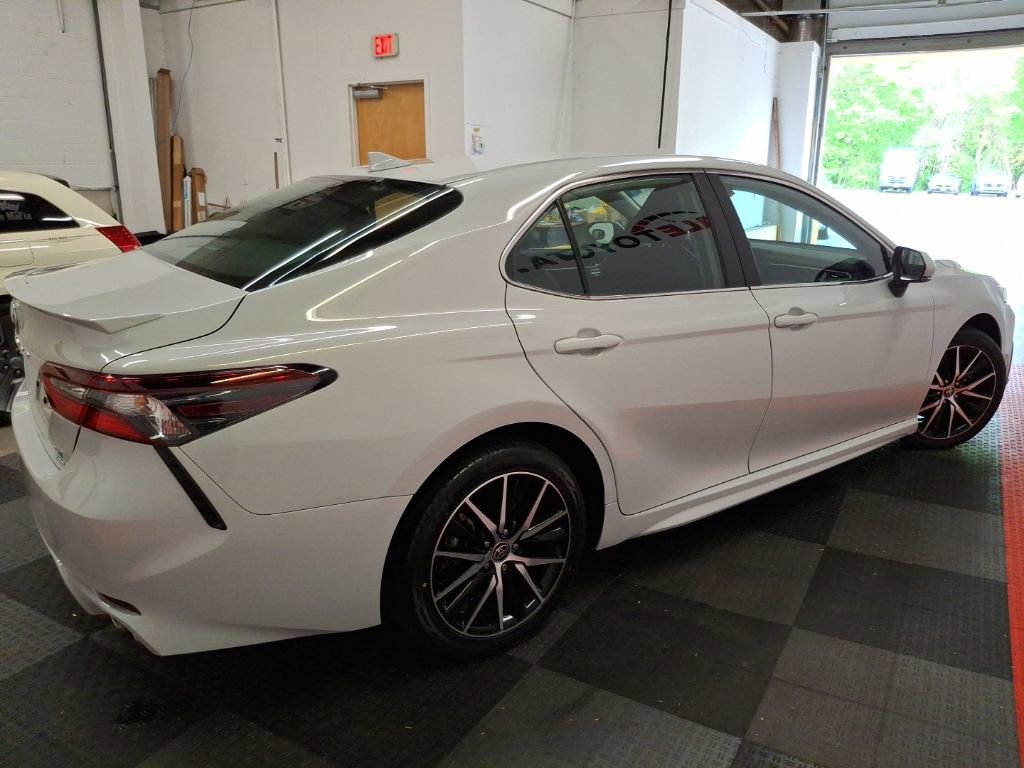 Used 2023 Toyota Camry SE AWD/4WD image 12