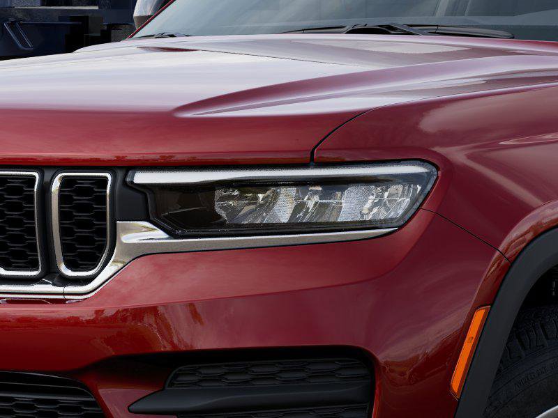 New 2026 Jeep Grand Cherokee Laredo image 6