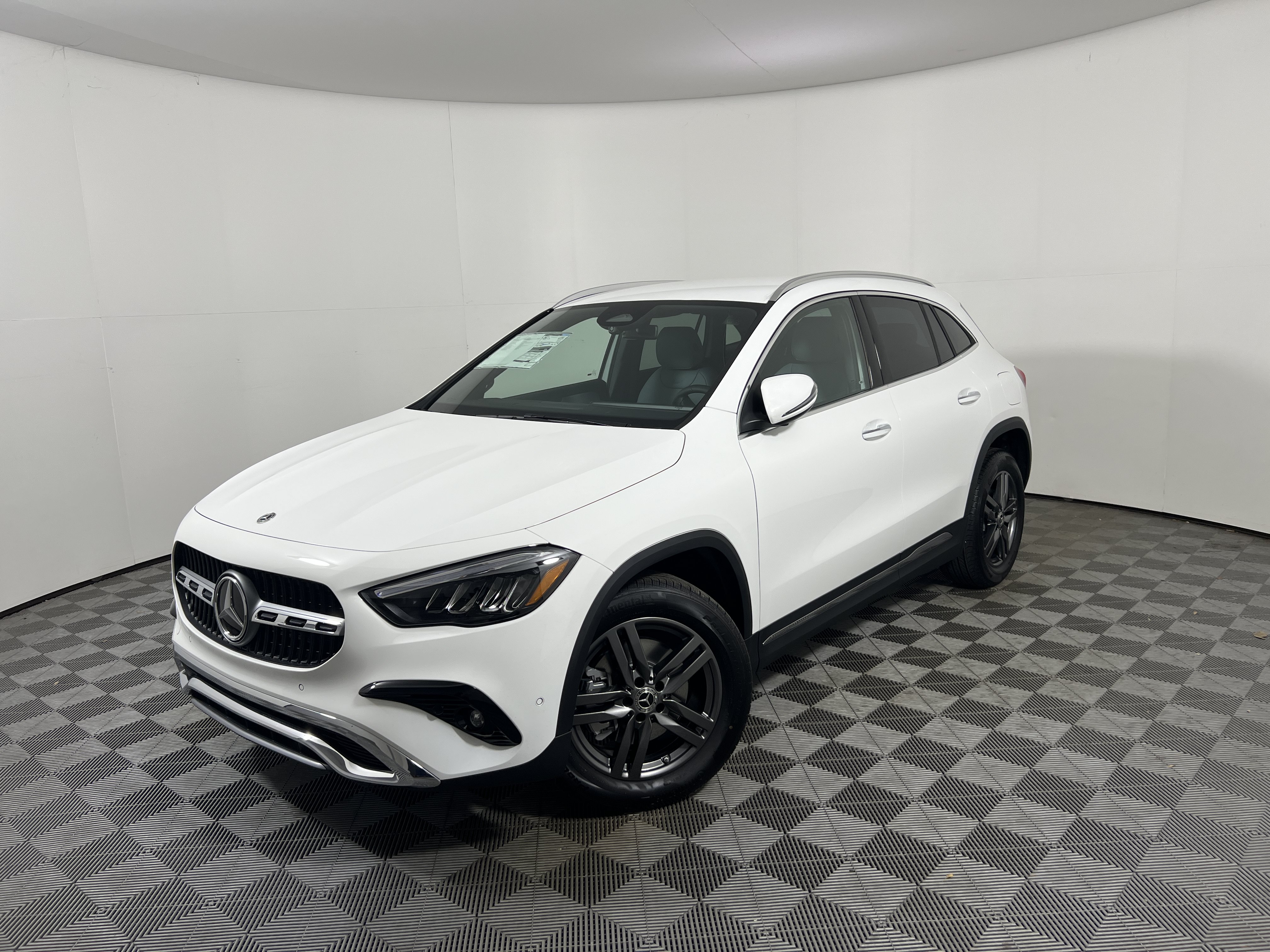 New 2026 Mercedes-Benz GLA 250