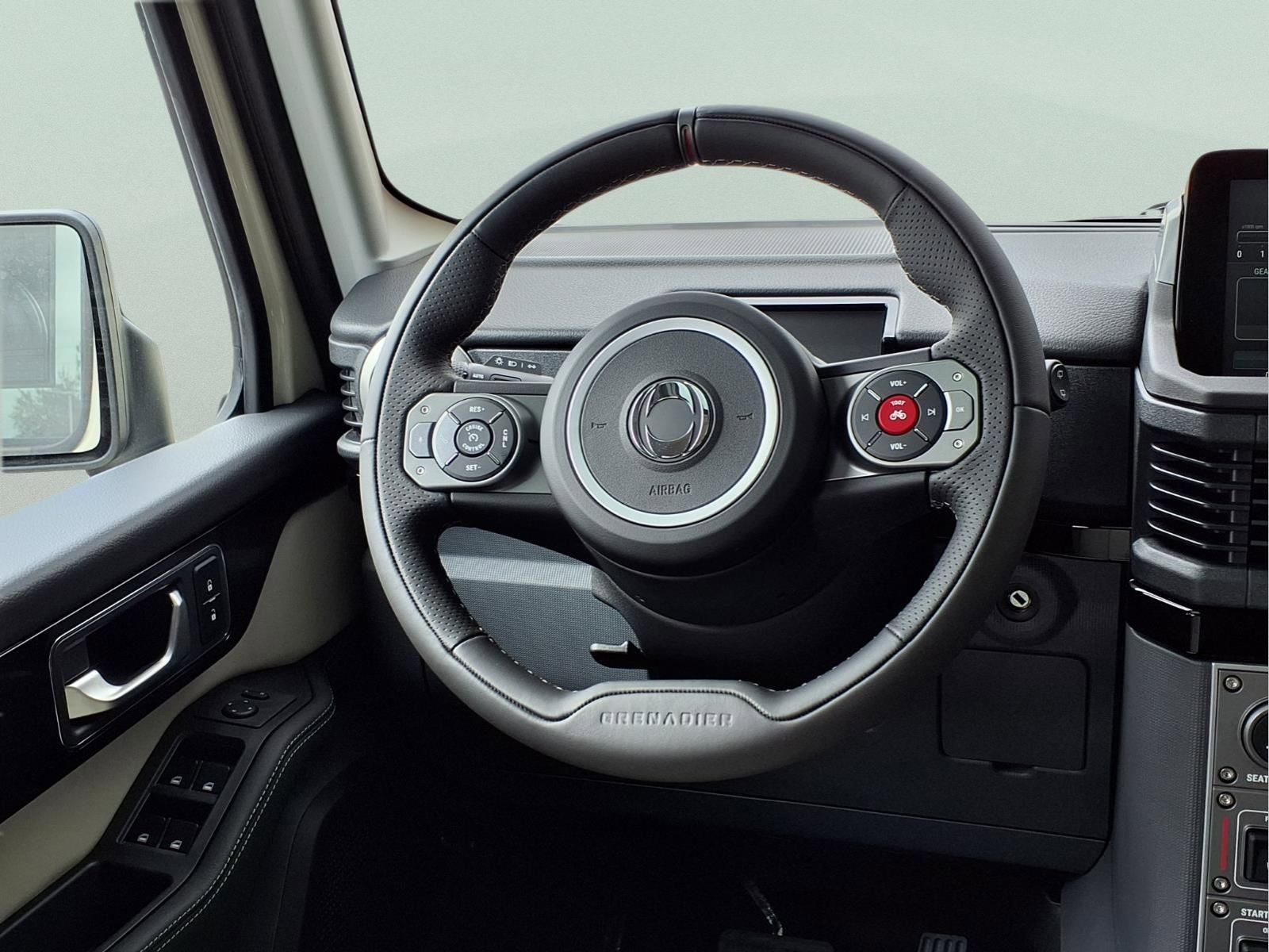 New 2025 INEOS Grenadier Fieldmaster Edition image 12