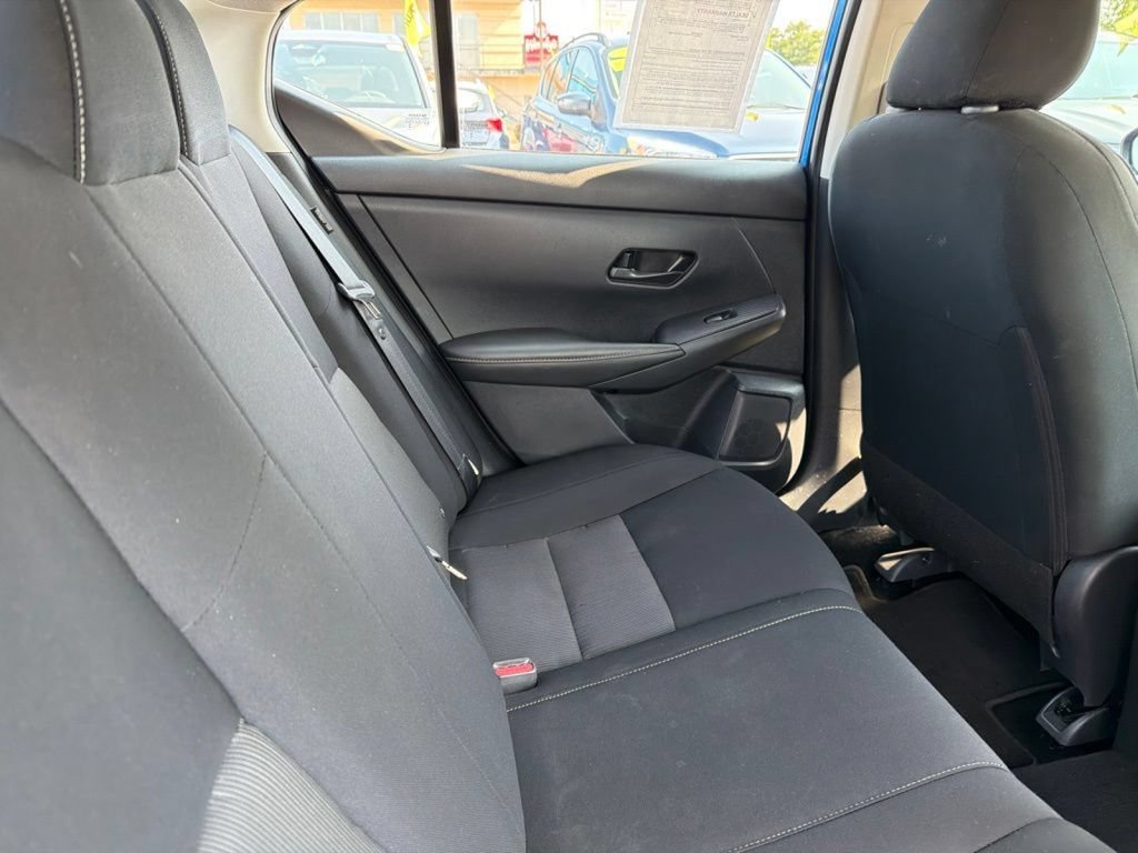 Used 2025 Nissan Sentra SV FWD image 12