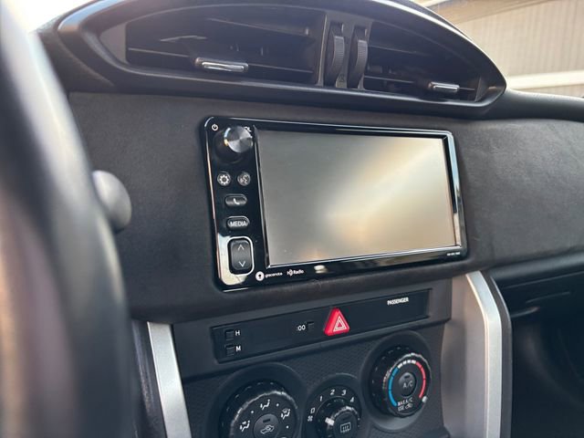 Used 2018 Toyota 86 image 17