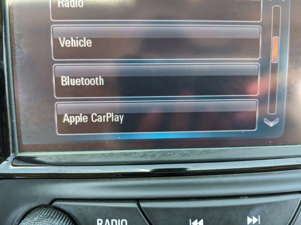 Used 2017 Buick Envision Essence image 27