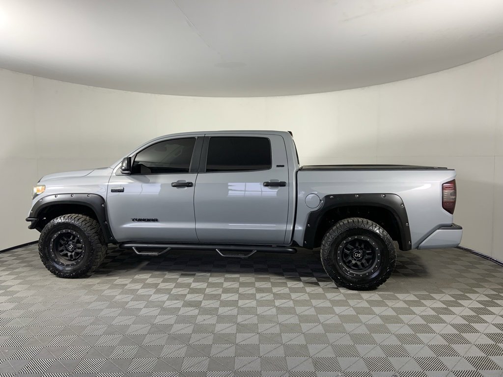 Used 2019 Toyota Tundra SR5 w/ Convenience Package image 6
