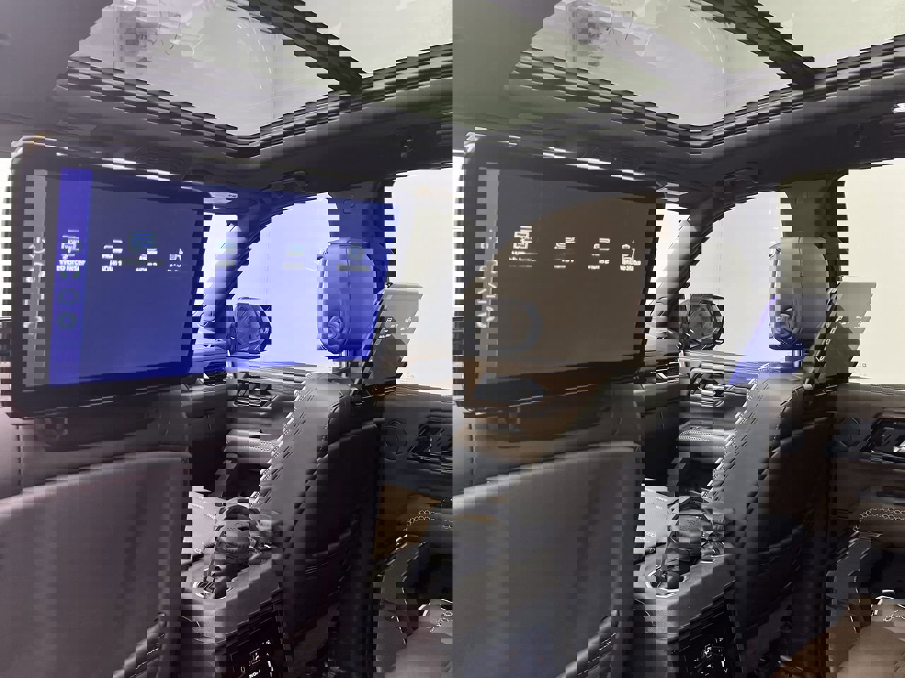 Certified 2025 GMC Yukon XL Denali Ultimate w/ LPO, Floor Liner Package image 7