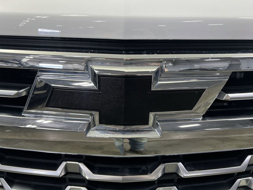 Certified 2023 Chevrolet Silverado 1500 LTZ w/ LTZ Premium Package AWD/4WD image 32