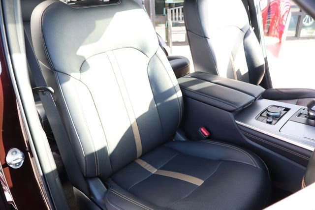 Used 2024 MAZDA CX-90 Plug-In Hybrid w/ Premium Plus AWD/4WD image 13