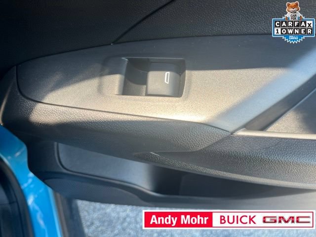 Used 2025 Chevrolet Trax RS w/ Driver Confidence Package FWD image 38