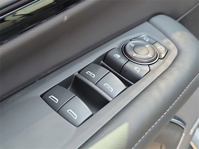 New 2026 Chevrolet Suburban Z71 image 24