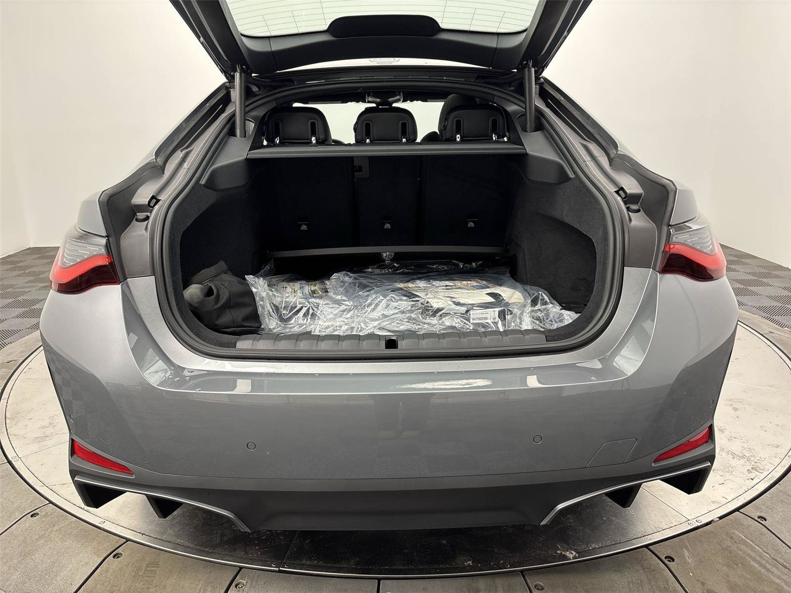 New 2026 BMW i4 xDrive40i w/ Parking Assistance Package AWD/4WD image 21