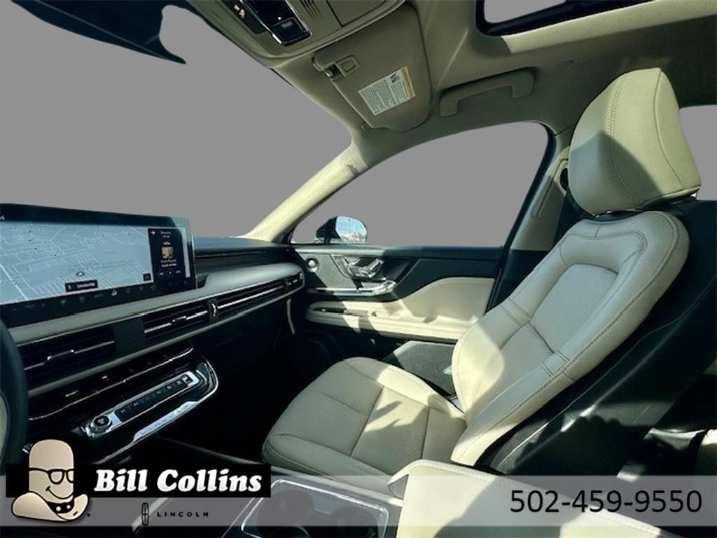 New 2025 Lincoln Corsair Grand Touring w/ Equipment Group 302A AWD/4WD image 21