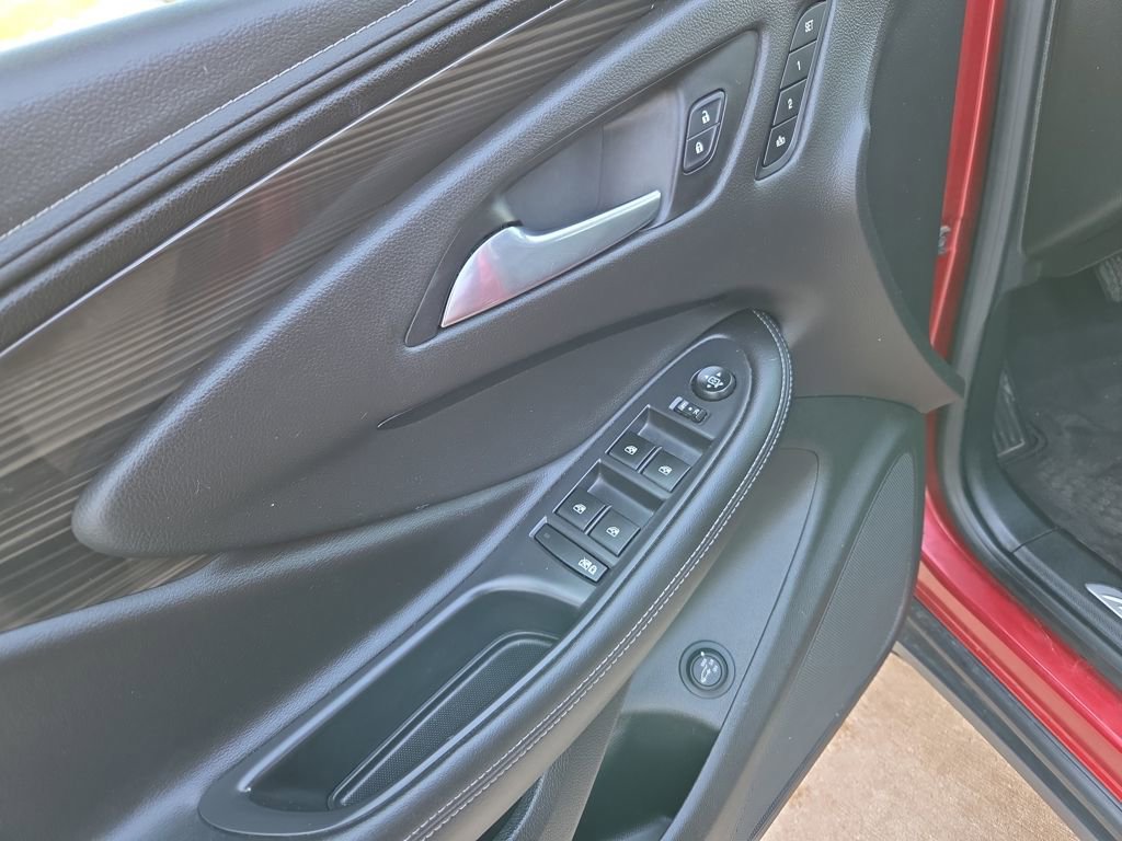 Certified 2020 Buick Envision Essence image 27