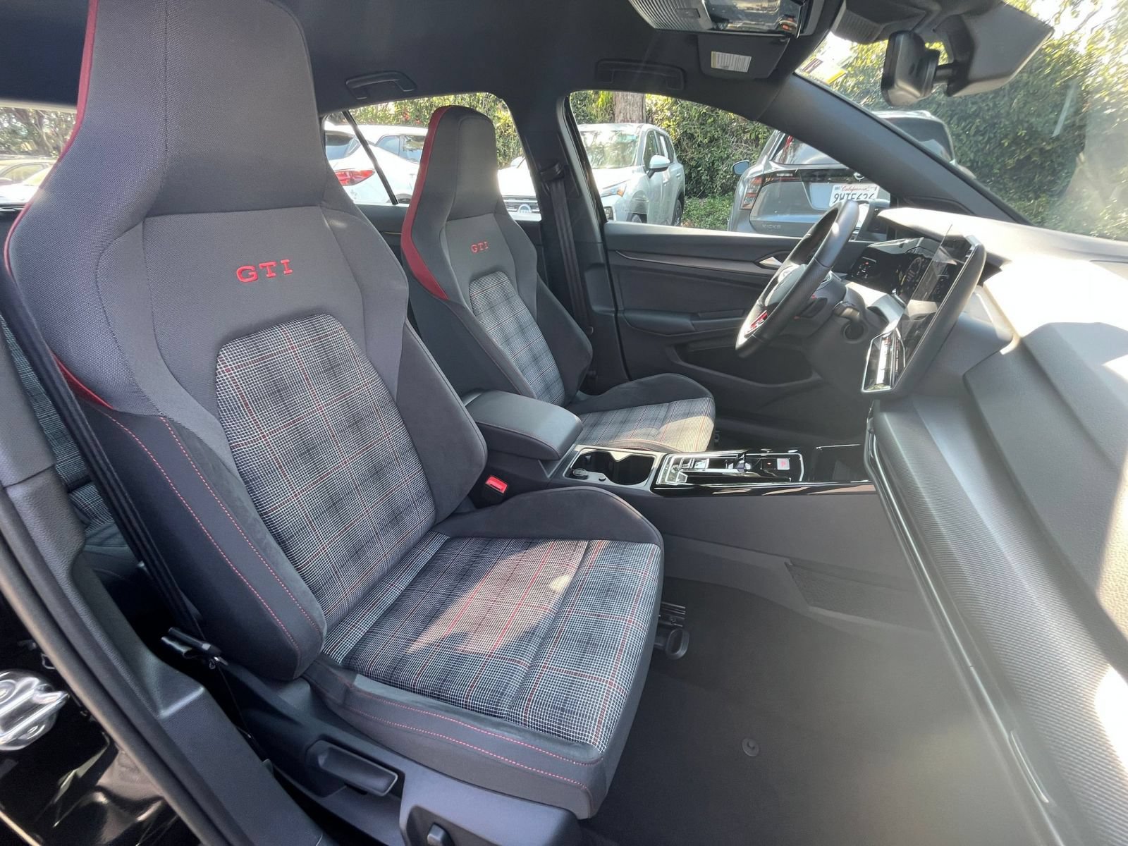 Used 2026 Volkswagen Golf S FWD image 29