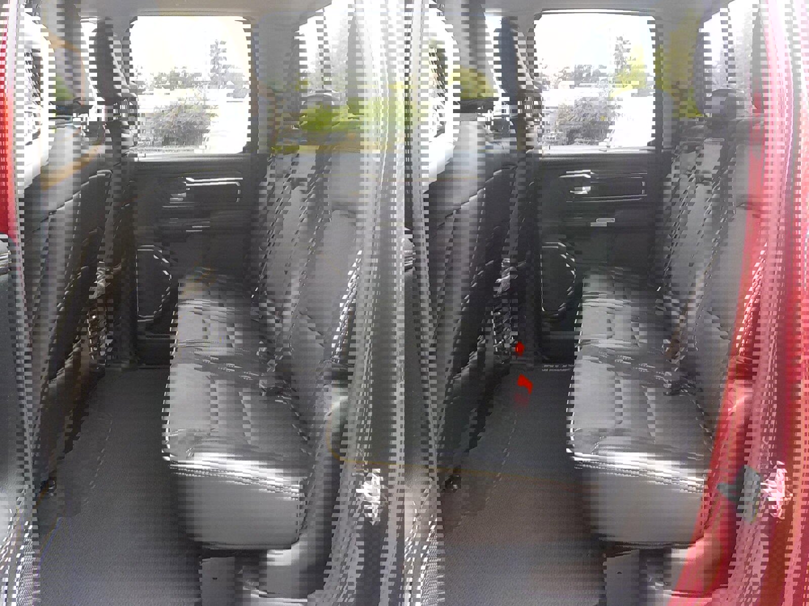 Used 2019 RAM 1500 Laramie image 8