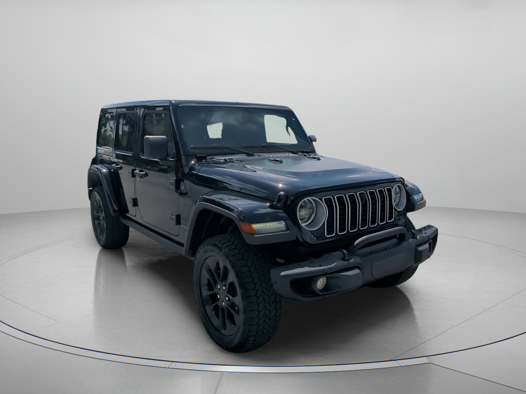 Used 2025 Jeep Wrangler Unlimited Sahara AWD/4WD image 4