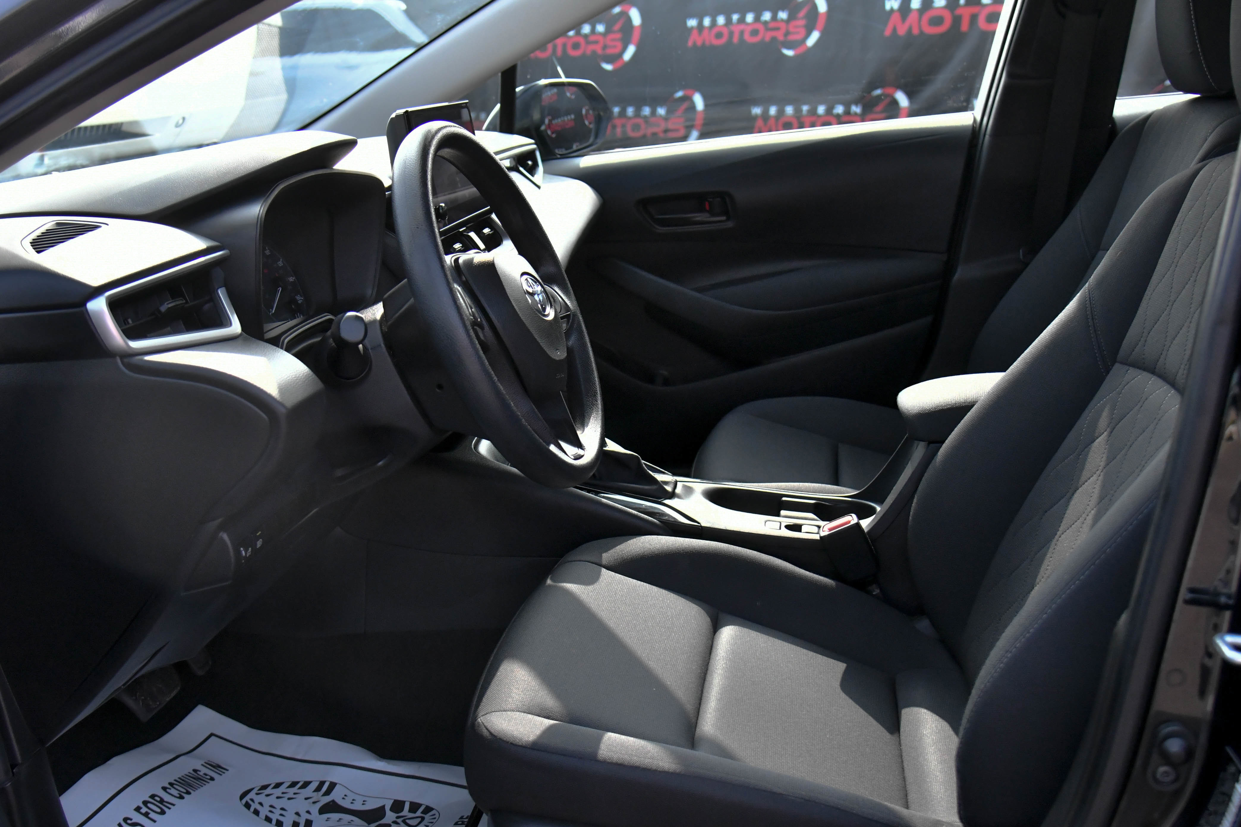 Used 2024 Toyota Corolla LE image 16