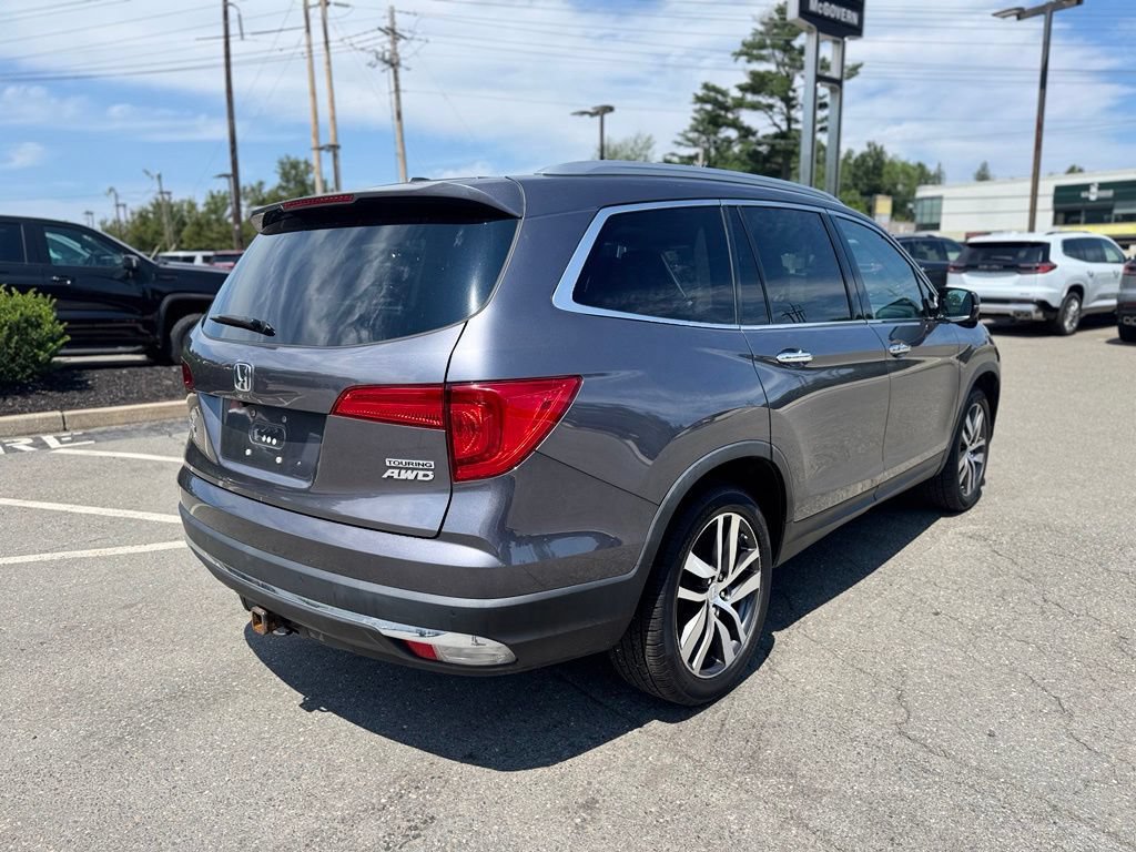 Used 2018 Honda Pilot Touring image 7