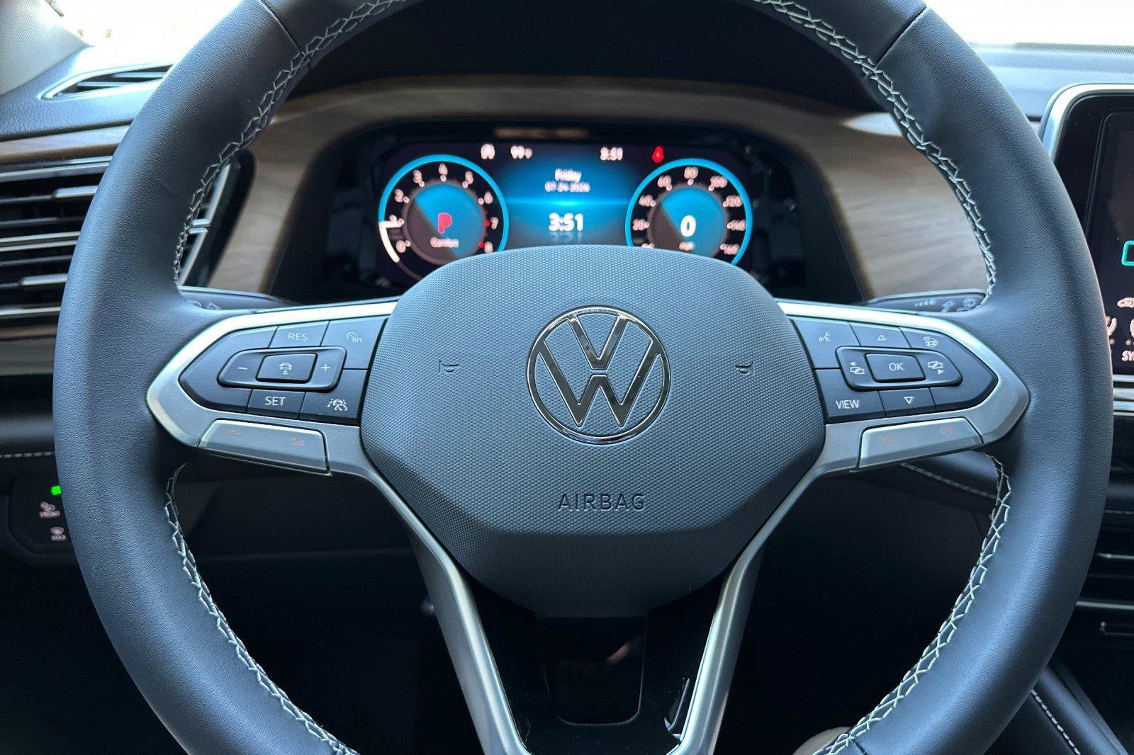 New 2026 Volkswagen Atlas SE FWD image 22
