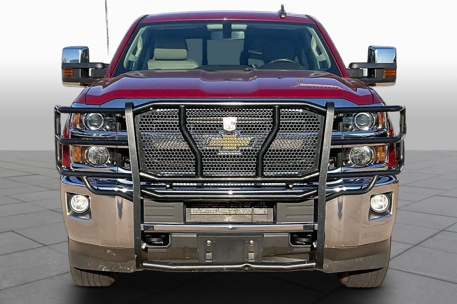 Used 2018 Chevrolet Silverado 2500 LTZ AWD/4WD image 5
