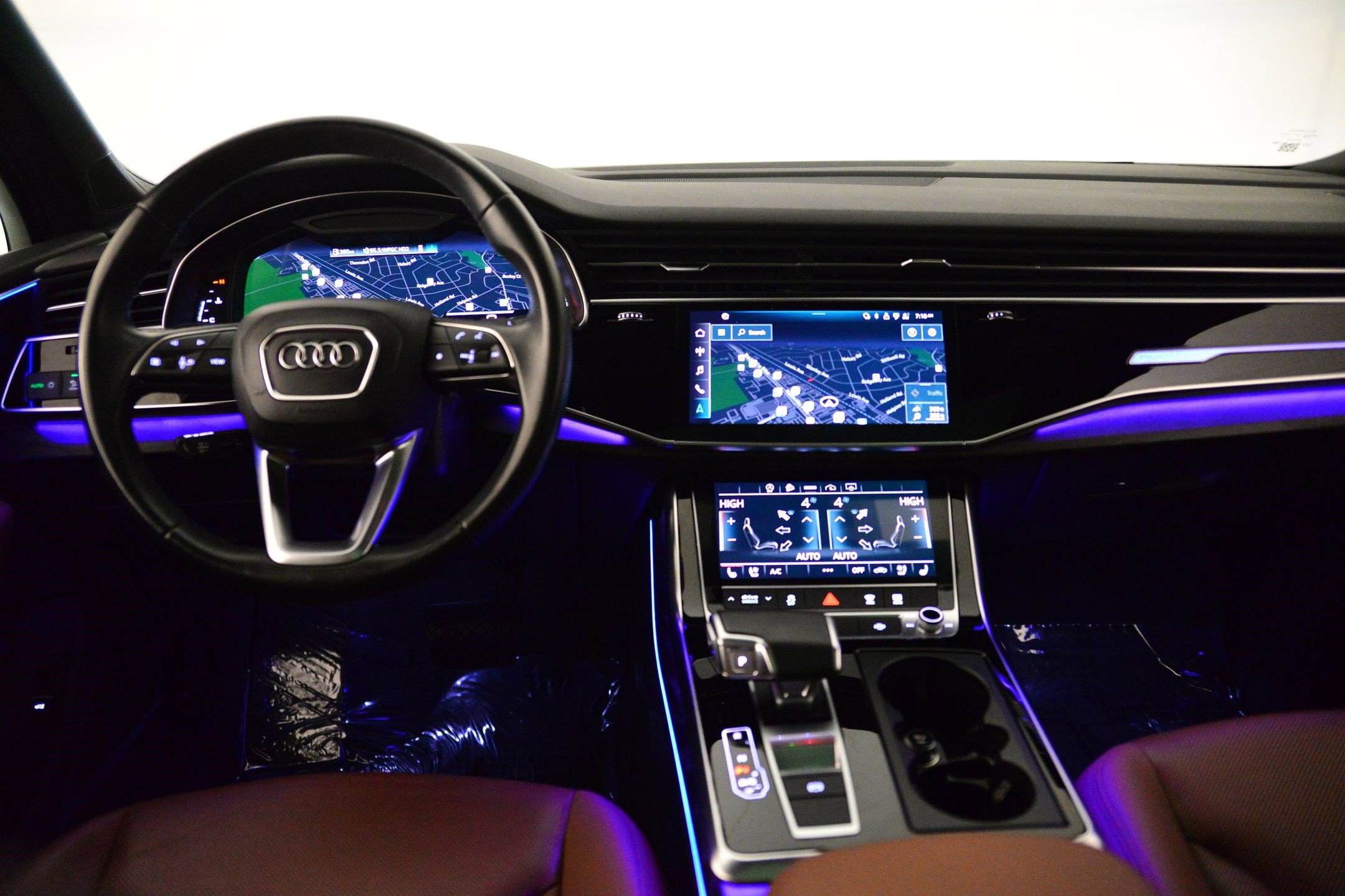 Used 2022 Audi Q7 Premium Plus image 3