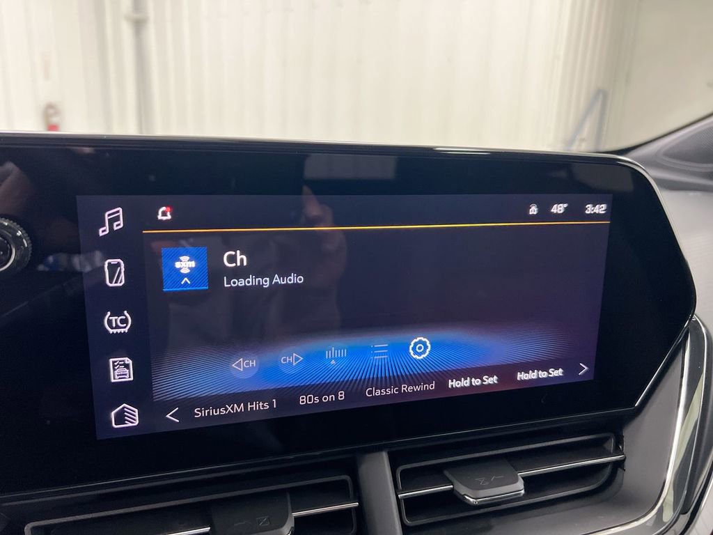 New 2026 Chevrolet Trax RS w/ Sunroof Package image 14