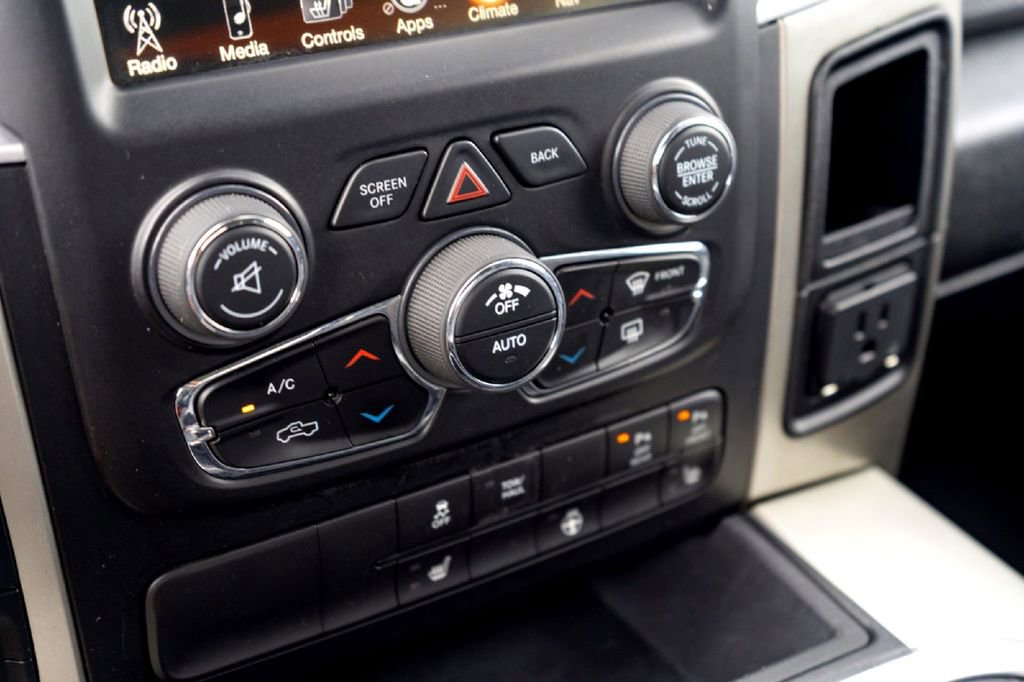 Used 2017 RAM 1500 Big Horn AWD/4WD image 17