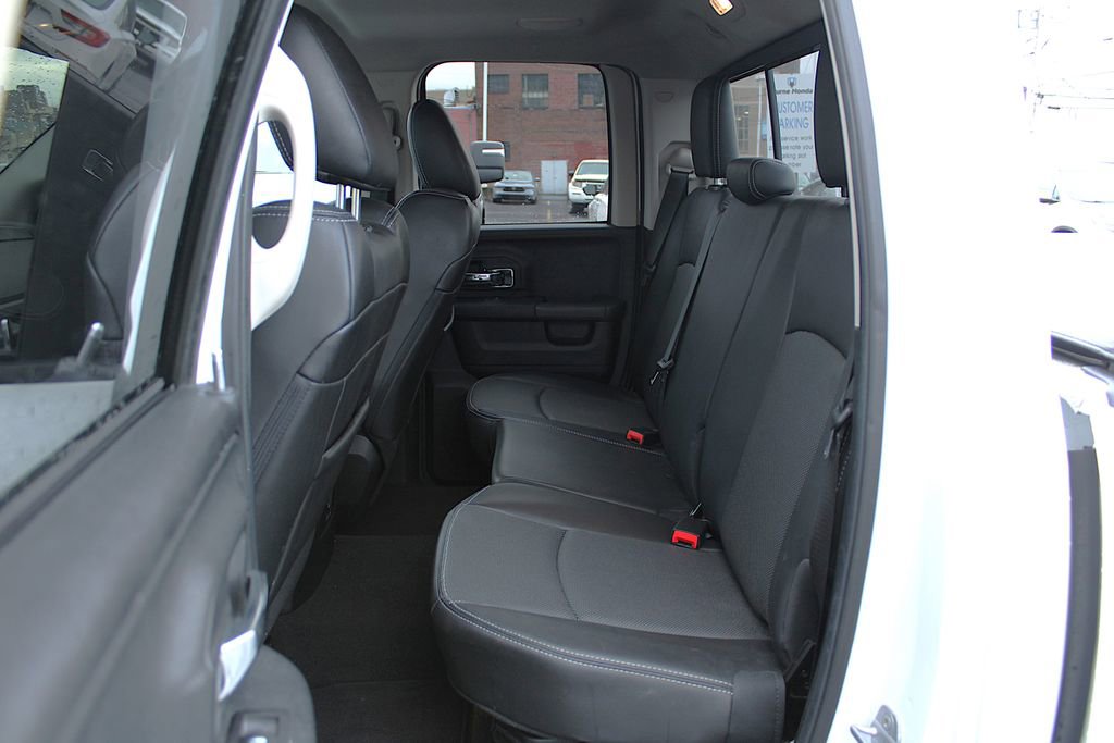 Used 2014 RAM 1500 Laramie w/ Convenience Group image 7