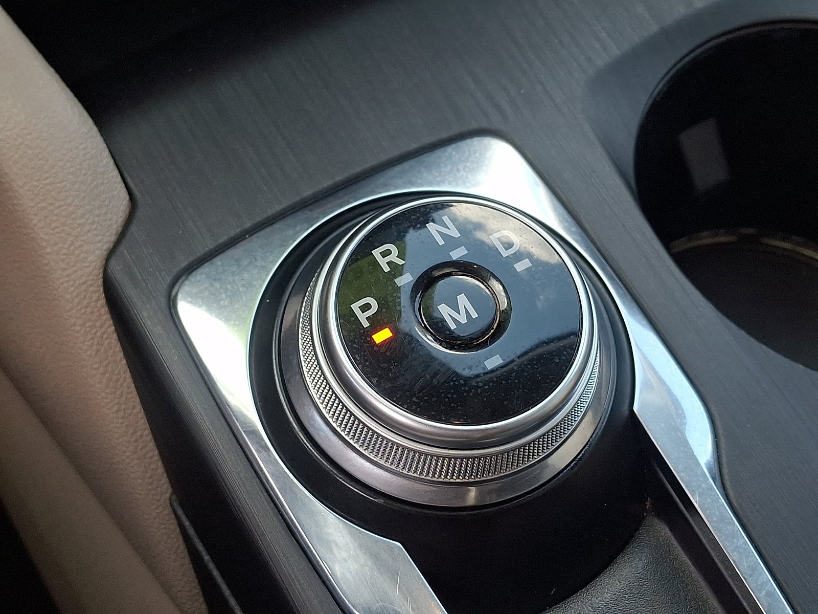 Used 2020 Ford Escape Titanium AWD/4WD image 15
