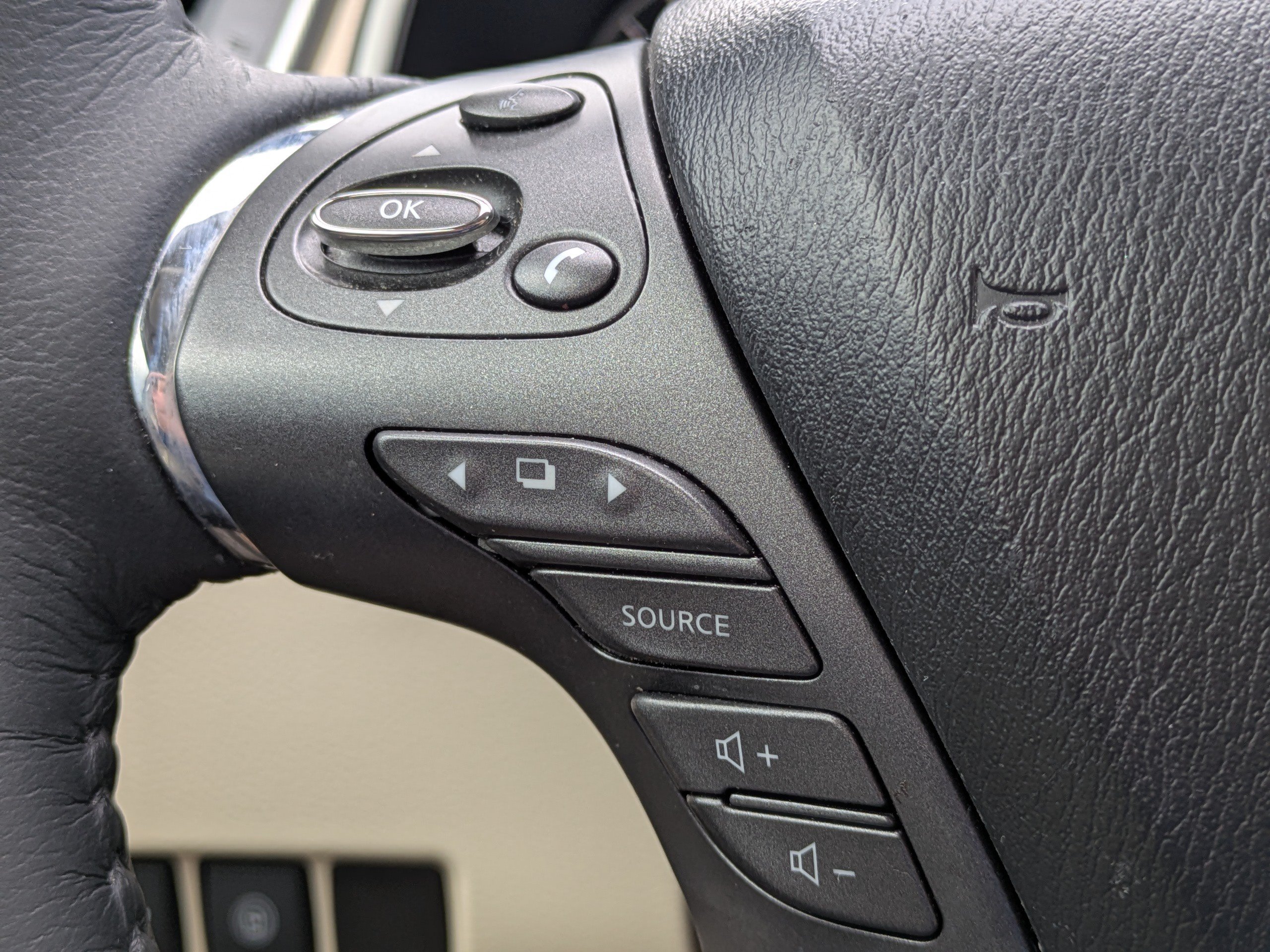 Used 2019 Nissan Murano Platinum FWD image 27
