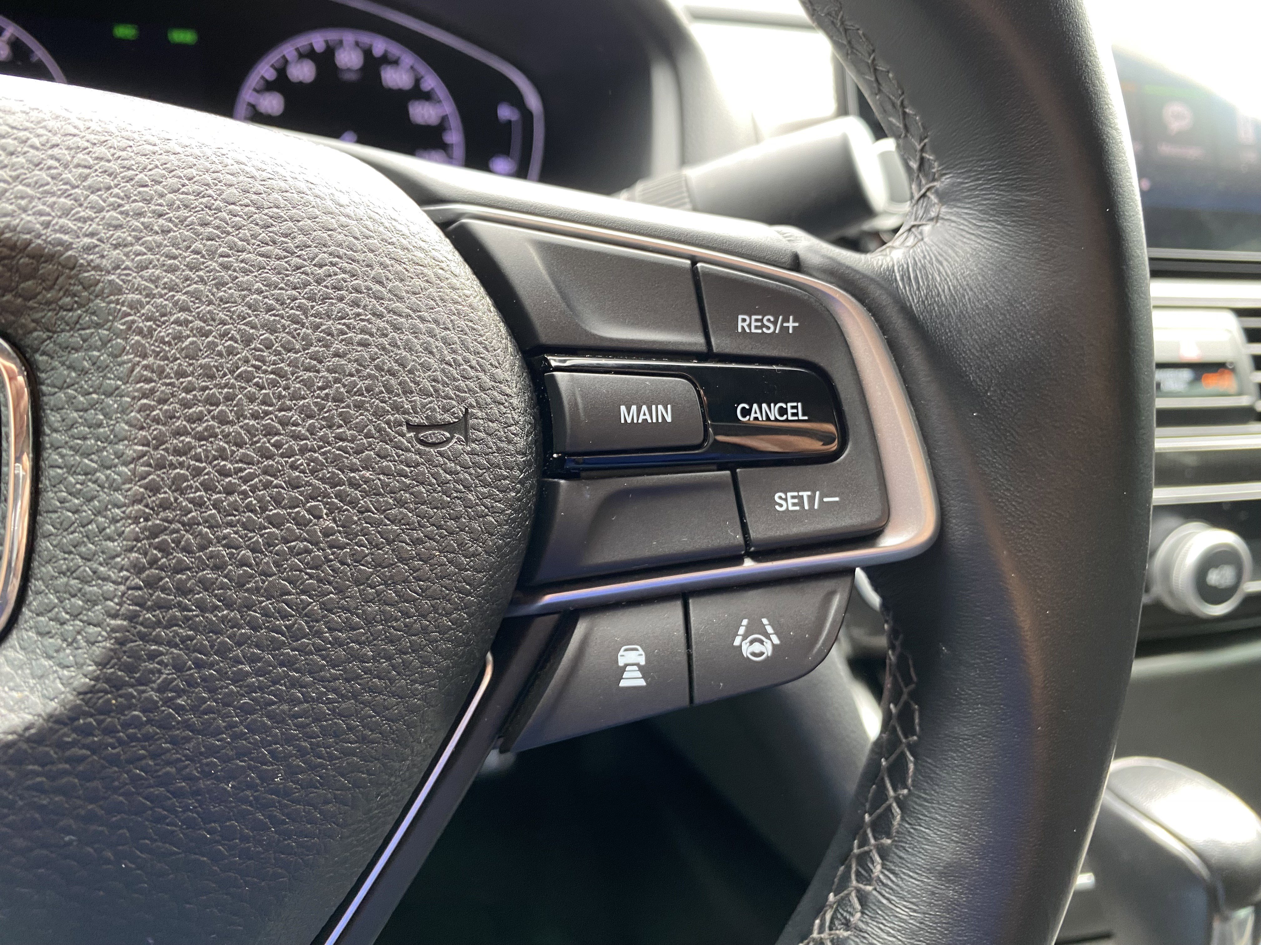 Used 2018 Honda Accord Sport image 17