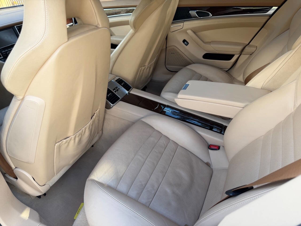 Used 2010 Porsche Panamera Turbo image 15