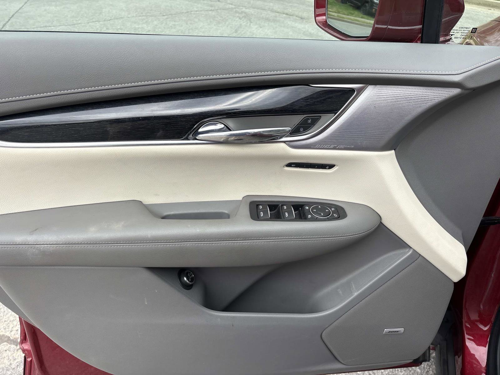 Used 2020 Cadillac XT6 Premium Luxury image 12