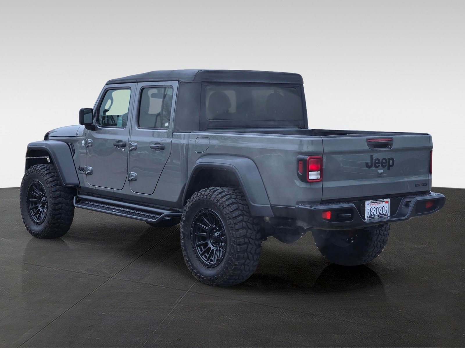 Used 2021 Jeep Gladiator Sport image 6