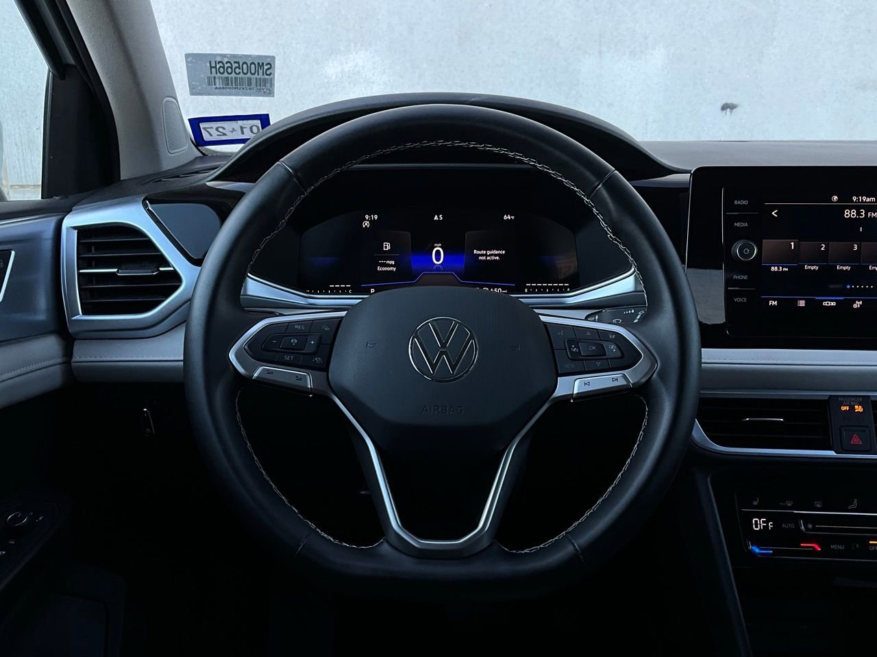 Used 2025 Volkswagen Taos SE FWD image 34