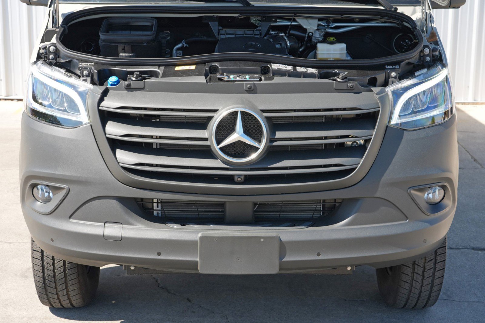 Used 2023 Mercedes-Benz Sprinter 2500 image 8