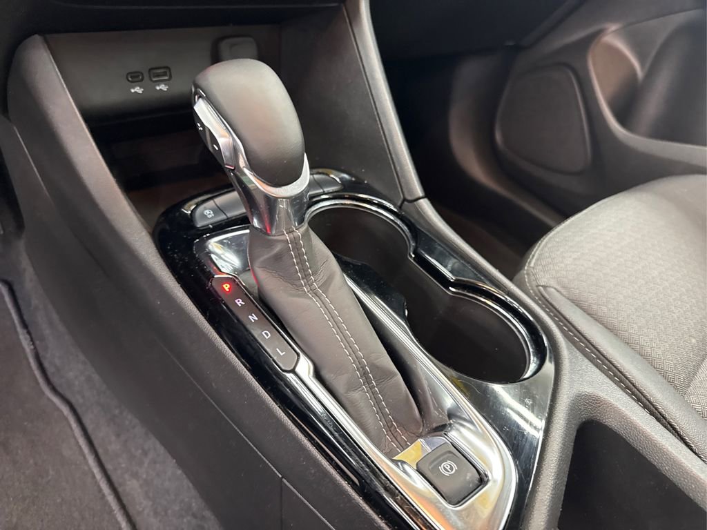 Used 2025 Buick Encore GX Preferred w/ Comfort Package image 32