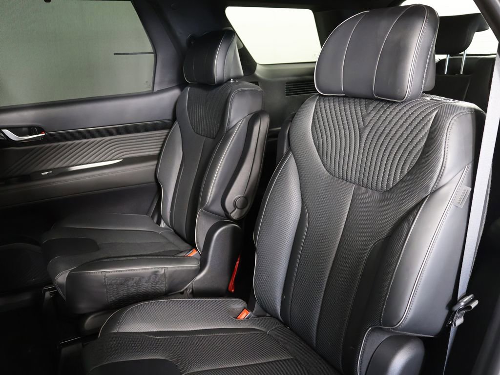 Used 2024 Hyundai Palisade Calligraphy image 40