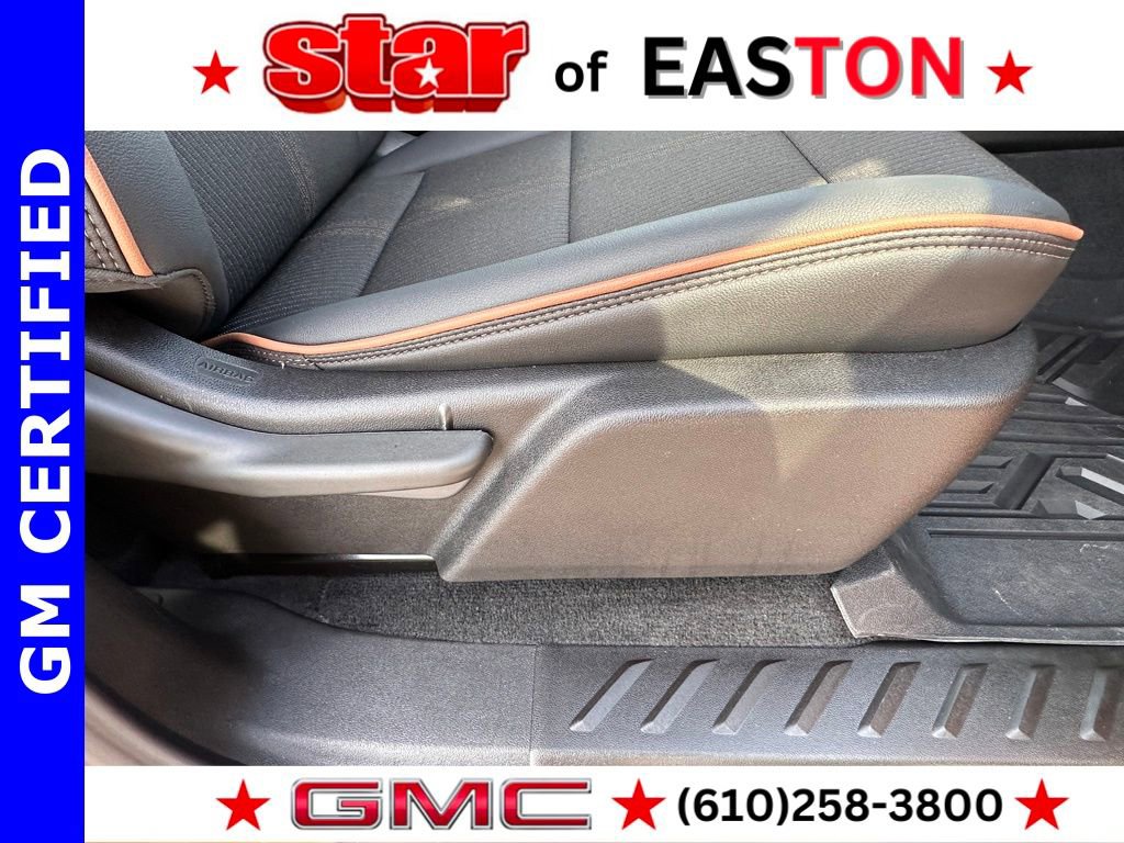 Certified 2025 GMC Canyon AT4 image 12