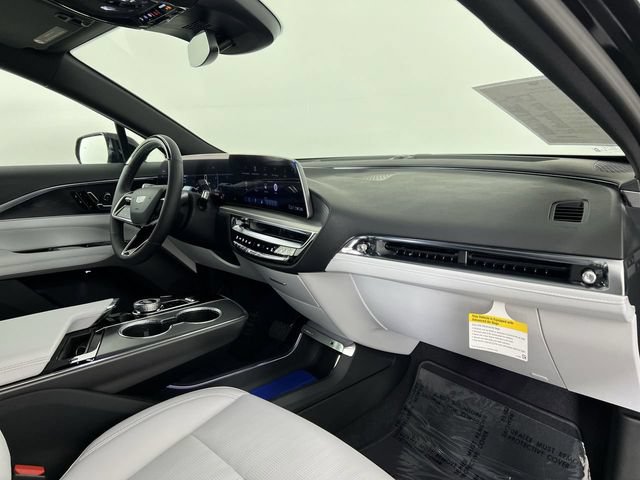 Certified 2026 Cadillac Lyriq Sport AWD/4WD image 30