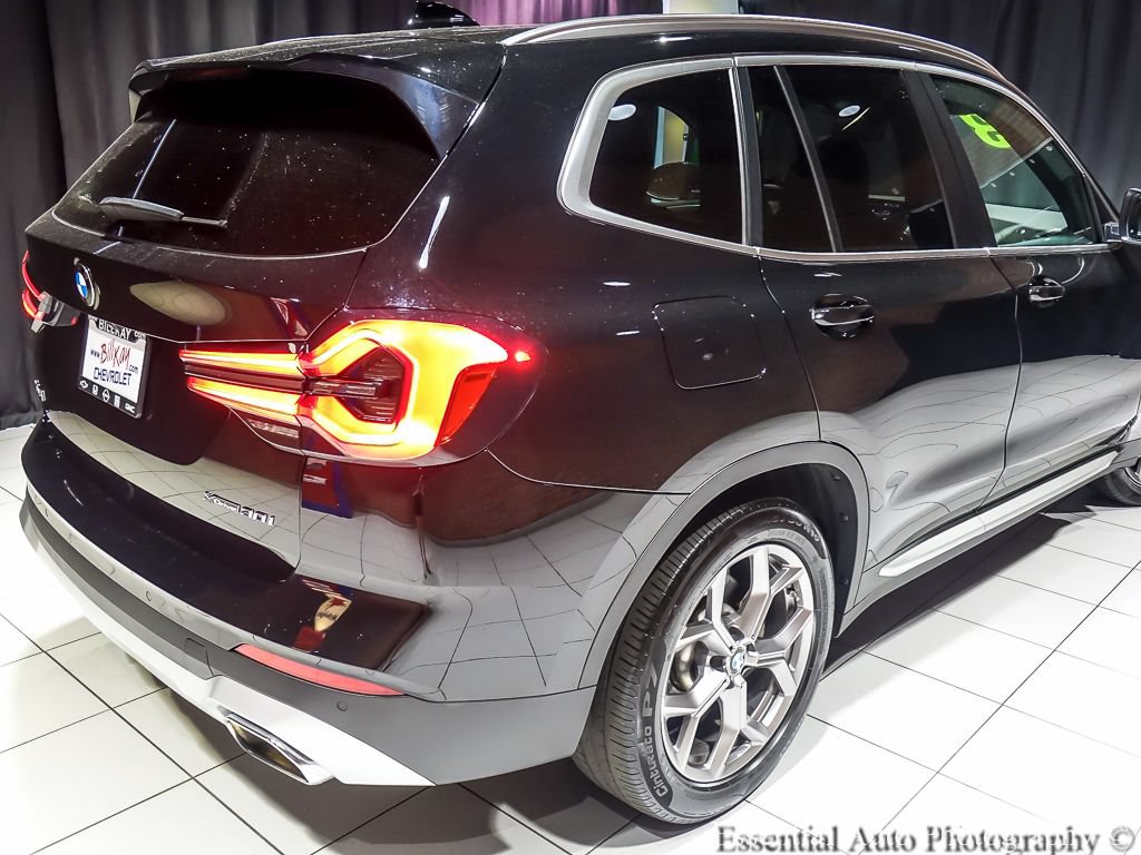 Used 2023 BMW X3 xDrive30i w/ Convenience Package AWD/4WD image 9
