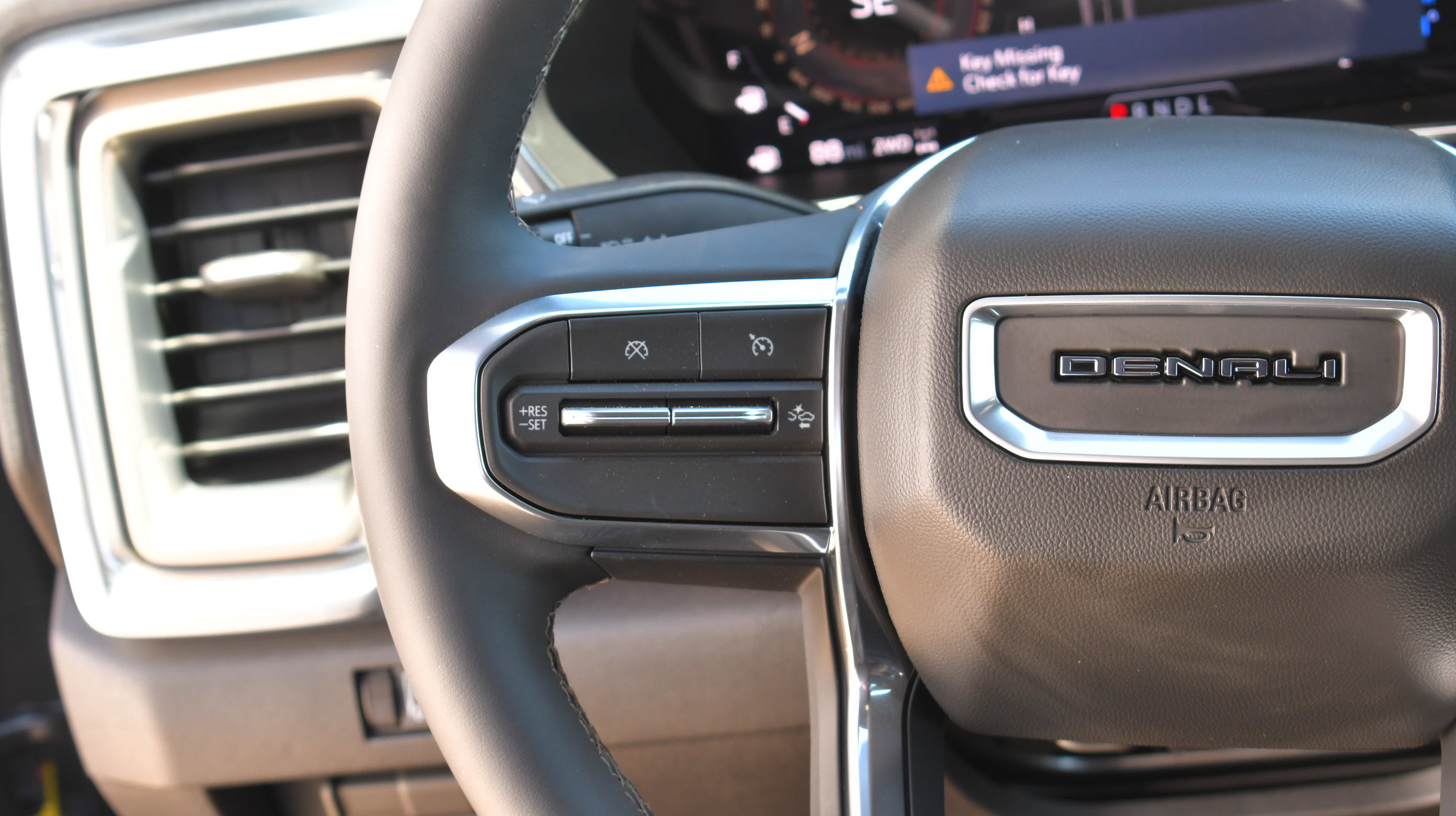 Used 2026 GMC Canyon Denali AWD/4WD image 20