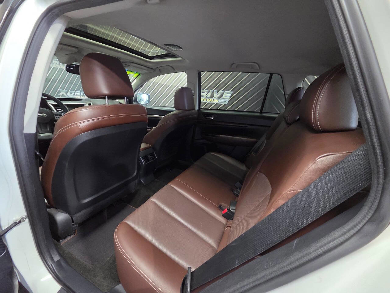 Used 2014 Subaru Outback 2.5i Limited image 27