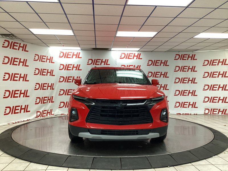 Used 2019 Chevrolet Blazer LT FWD image 2